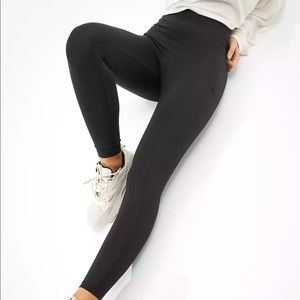 AE highest waist, everything pocket leggings